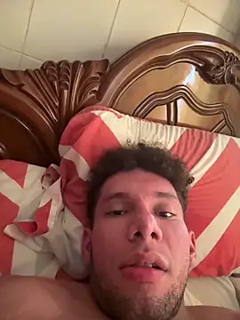 Valentinacouple online show from February 2026 07:04:02 PM