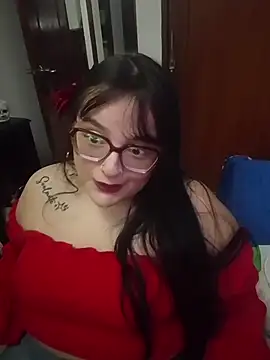 daphneev online show from May 2026 10:48:01 PM