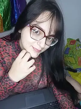 daphneev online show from June 2026 03:04:02 AM