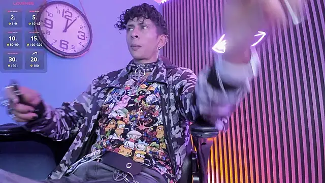 Snapshot of Maximoking26 chatting on March 2026 02:19:02 AM Maximoking26 online show from March 2026 02:19:02 AM