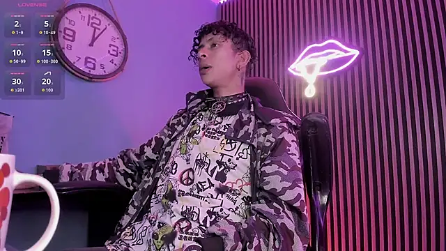 Snapshot of Maximoking26 chatting on March 2026 04:16:01 AM Maximoking26 online show from March 2026 04:16:01 AM