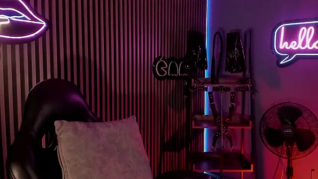 Snapshot of Maximoking26 chatting on March 2026 12:48:01 AM Maximoking26 online show from March 2026 12:48:01 AM