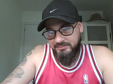 Snapshot of lachy2410 chatting on July 2026 06:29:02 AM lachy2410 online show from July 2026 06:29:02 AM