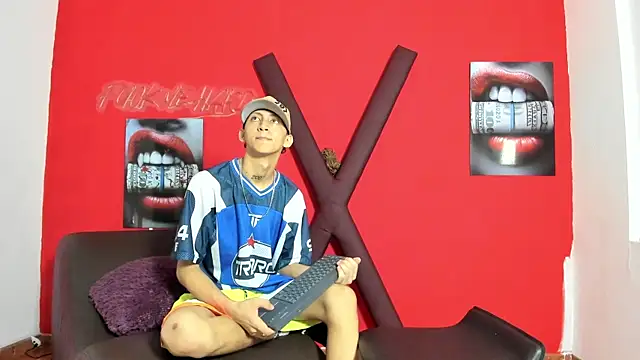 BOYS PLAY online show from February 2026 01:21:01 PM