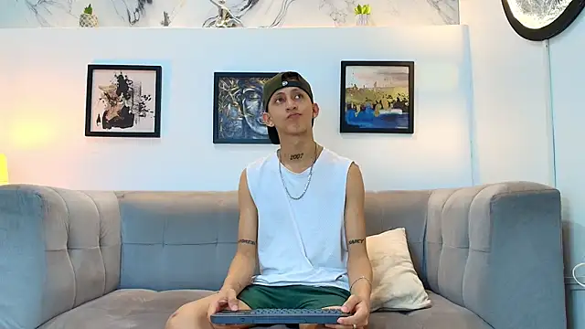 BOYS PLAY online show from May 2026 01:25:02 AM