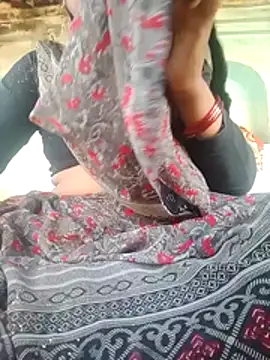 Snapshot of Soniya32 chatting on February 2026 10:05:01 AM Soniya32 online show from February 2026 10:05:01 AM