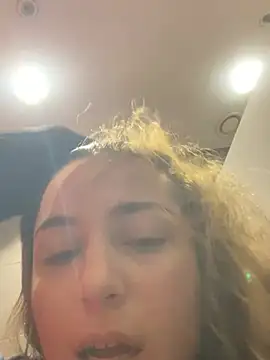 Snapshot of kate_nicepops999114 chatting on February 2026 07:43:02 AM kate nicepops999114 online show from February 2026 07:43:02 AM