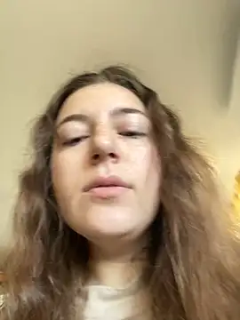 Snapshot of kate_nicepops999114 chatting on April 2026 07:47:02 AM kate nicepops999114 online show from April 2026 07:47:02 AM
