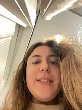 Snapshot of kate_nicepops999114 chatting on May 2026 07:58:01 AM kate nicepops999114 online show from May 2026 07:58:01 AM