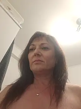 SaraGina online show from April 2026 08:44:01 PM