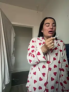Darkfantisyx online show from May 2026 02:58:02 PM