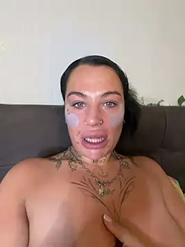 Darkfantisyx online show from July 2026 12:13:01 AM