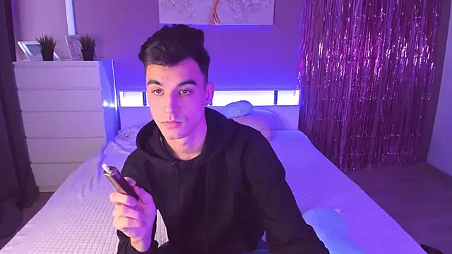 Slendy Knox online show from February 2026 01:51:01 PM