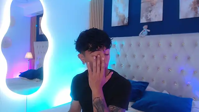 Snapshot of Aiden_Rivers_ chatting on April 2026 12:55:01 PM Aiden Rivers online show from April 2026 12:55:01 PM