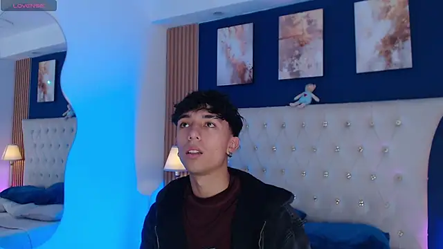 Snapshot of Aiden_Rivers_ chatting on May 2026 12:54:02 PM Aiden Rivers online show from May 2026 12:54:02 PM