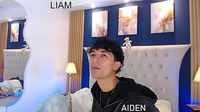 Snapshot of Aiden_Rivers_ chatting on May 2026 01:15:02 PM Aiden Rivers online show from May 2026 01:15:02 PM