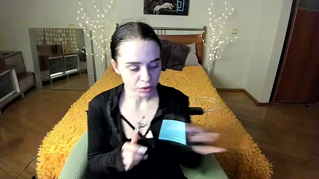 MariaGoldy online show from February 2026 04:14:02 PM