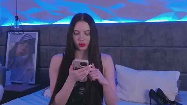 Snapshot of EfiKhalifa chatting on March 2026 05:11:01 AM EfiKhalifa online show from March 2026 05:11:01 AM