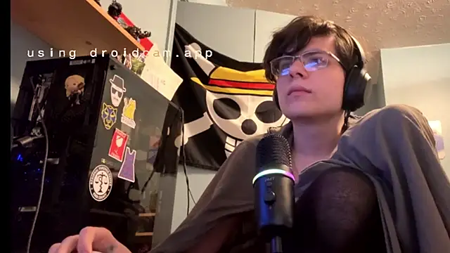 Caninehat online show from February 2026 11:12:02 PM