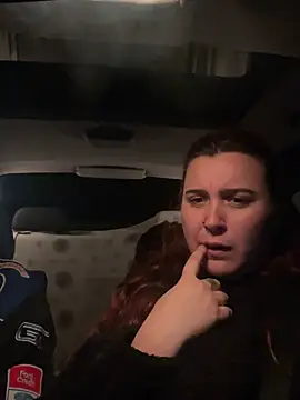 Sandragll online show from April 2026 11:48:01 PM