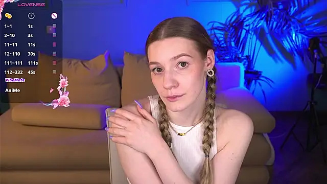 Vanessa  Lui online show from March 2026 06:24:02 PM