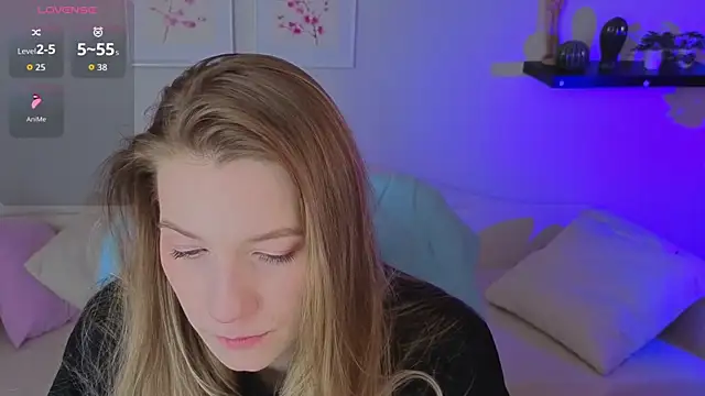 Vanessa  Lui online show from March 2026 04:07:02 PM