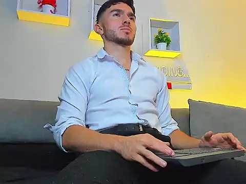 Snapshot of Dante_Blake1 chatting on March 2026 03:11:02 AM Dante Blake1 online show from March 2026 03:11:02 AM