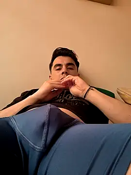 PornOliver247 online show from February 2026 06:48:01 PM