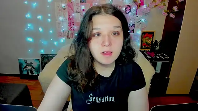 Kate Acid online show from May 2026 11:43:01 PM