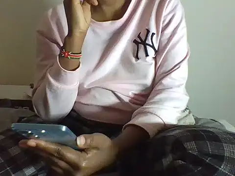 Snapshot of Solayadiva chatting on April 2026 01:42:02 PM Solayadiva online show from April 2026 01:42:02 PM