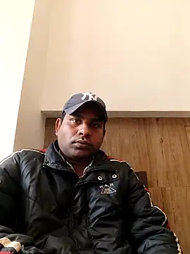 Snapshot of Amina___trans__sexy chatting on March 2026 06:32:01 AM Amina trans sexy online show from March 2026 06:32:01 AM