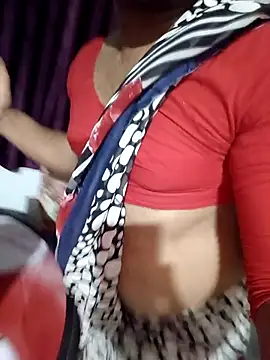 Snapshot of Amina___trans__sexy chatting on April 2026 04:34:02 PM Amina trans sexy online show from April 2026 04:34:02 PM