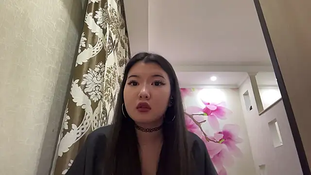 MaeRaads online show from February 2026 03:21:02 PM