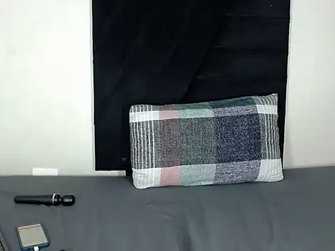 Snapshot of Loyal_Sashaa chatting on March 2026 01:44:02 AM Loyal Sashaa online show from March 2026 01:44:02 AM