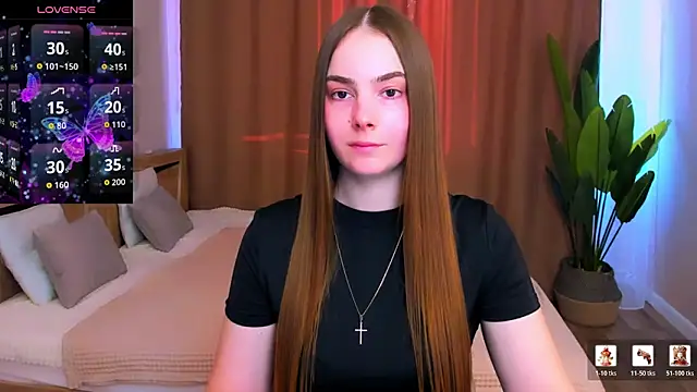 Maddy Wood  online show from March 2026 03:18:01 PM