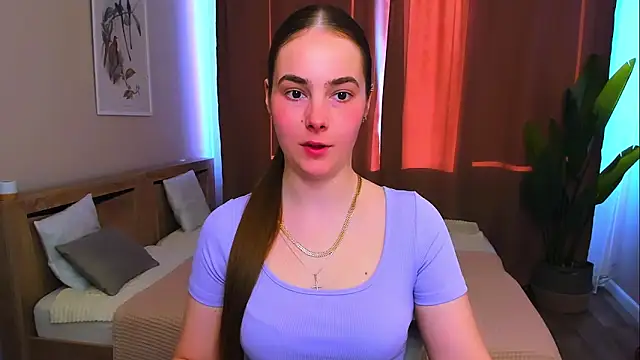 Maddy Wood  online show from April 2026 03:27:01 PM