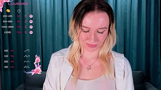 AshleyySchwartz online show from March 2026 05:39:01 PM