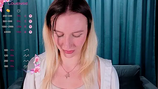 AshleyySchwartz online show from March 2026 02:11:02 PM