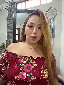 Snapshot of Kiarhatrixie1 chatting on March 2026 05:42:02 PM Kiarhatrixie1 online show from March 2026 05:42:02 PM