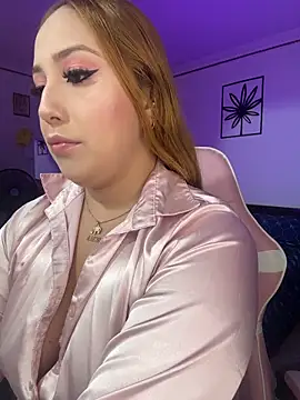 Snapshot of Kiarhatrixie1 chatting on March 2026 04:19:01 PM Kiarhatrixie1 online show from March 2026 04:19:01 PM