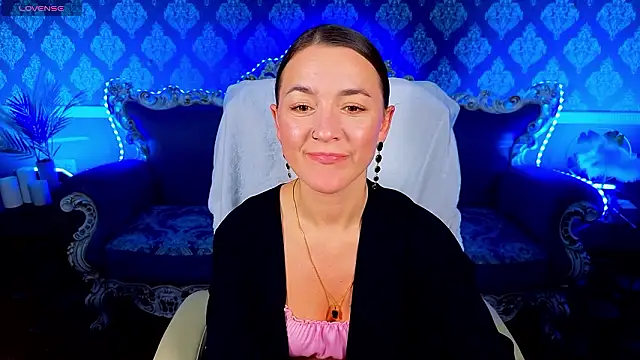 Snapshot of GracefulMichelle chatting on February 2026 02:24:02 PM GracefulMichelle online show from February 2026 02:24:02 PM