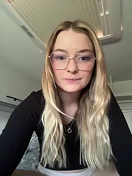 melanieTesss online show from May 2026 07:57:02 AM