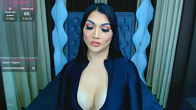 Laureen Hilton online show from February 2026 12:06:01 PM