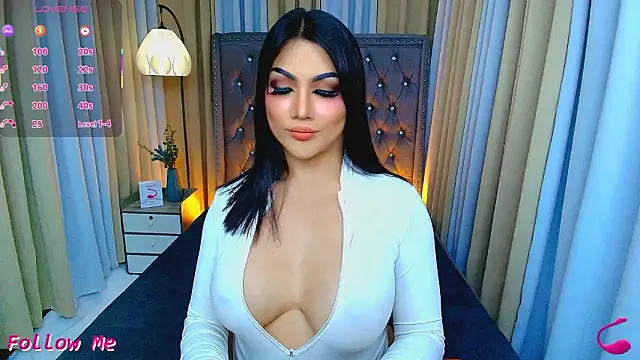 Laureen Hilton online show from March 2026 11:48:02 AM