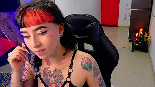 Snapshot of nova_kitttyy chatting on March 2026 03:11:02 AM nova kitttyy online show from March 2026 03:11:02 AM