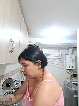 Snapshot of belen_green chatting on June 2026 01:17:01 AM belen green online show from June 2026 01:17:01 AM