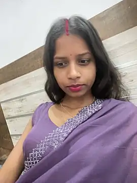 Snapshot of Rani1993 chatting on February 2026 06:17:01 PM Rani1993 online show from February 2026 06:17:01 PM