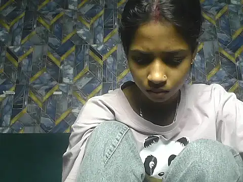 Snapshot of Rani1993 chatting on March 2026 04:40:02 PM Rani1993 online show from March 2026 04:40:02 PM