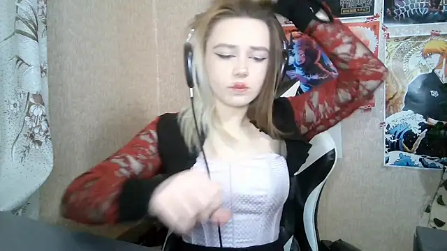 MilaTyan online show from March 2026 04:12:01 PM