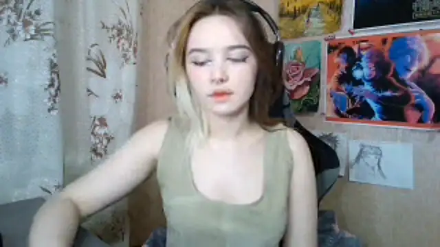MilaTyan online show from April 2026 05:32:02 PM